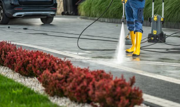 Why Choose Our Certified Pressure Washing Experts for Your Project Needs in Lordsburg, NM?